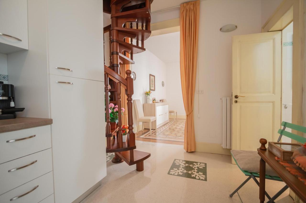 ブリンディジ Dimora Apulia Bed & Breakfast エクステリア 写真