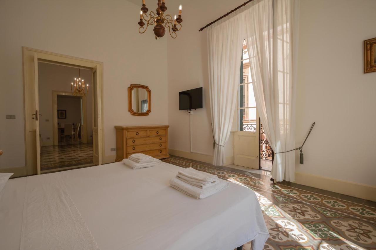 ブリンディジ Dimora Apulia Bed & Breakfast エクステリア 写真